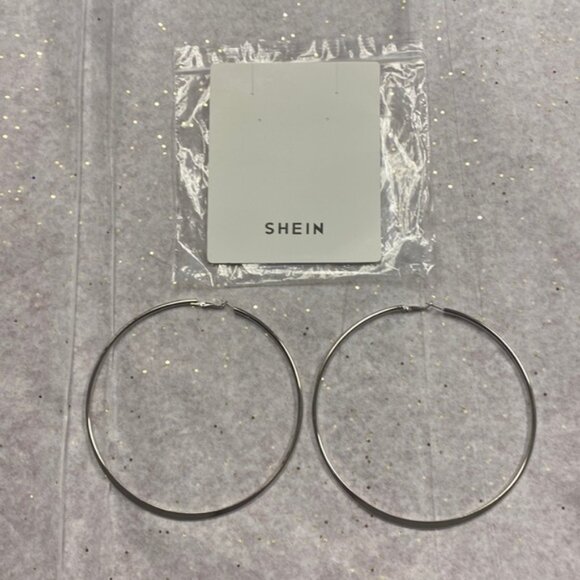 New never worn SHEIN LARGE HOOP EARRINGS! - Picture 1 of 2